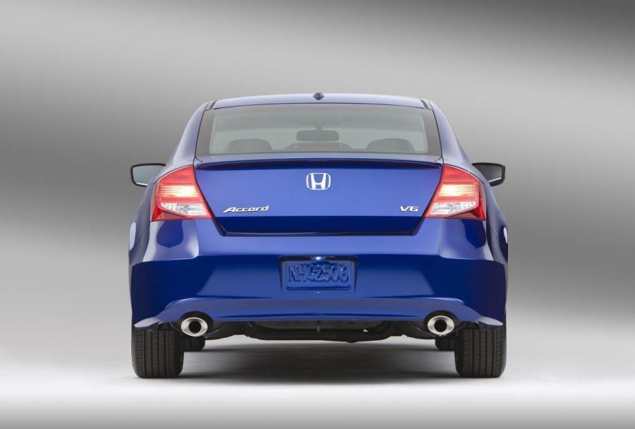  Honda Accord Coupe 2011 года  (фото 5 из 14)